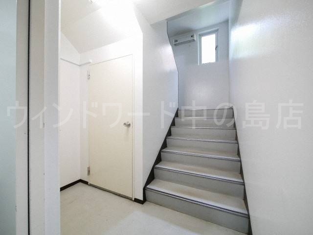 ロビー　詳細は、ウィンドワード中の島までご相談下さい。