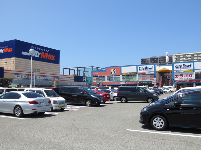 ショッピングセンター　ウエストコート（ミスターマックス・サニー等）（ショッピングセンター）まで1030m