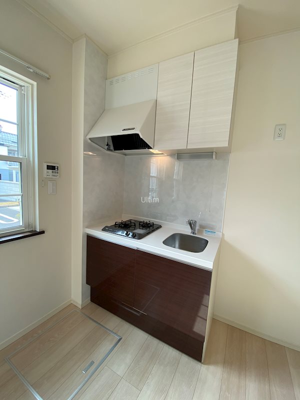 キッチン　別部屋のお写真です。ご参考までに！