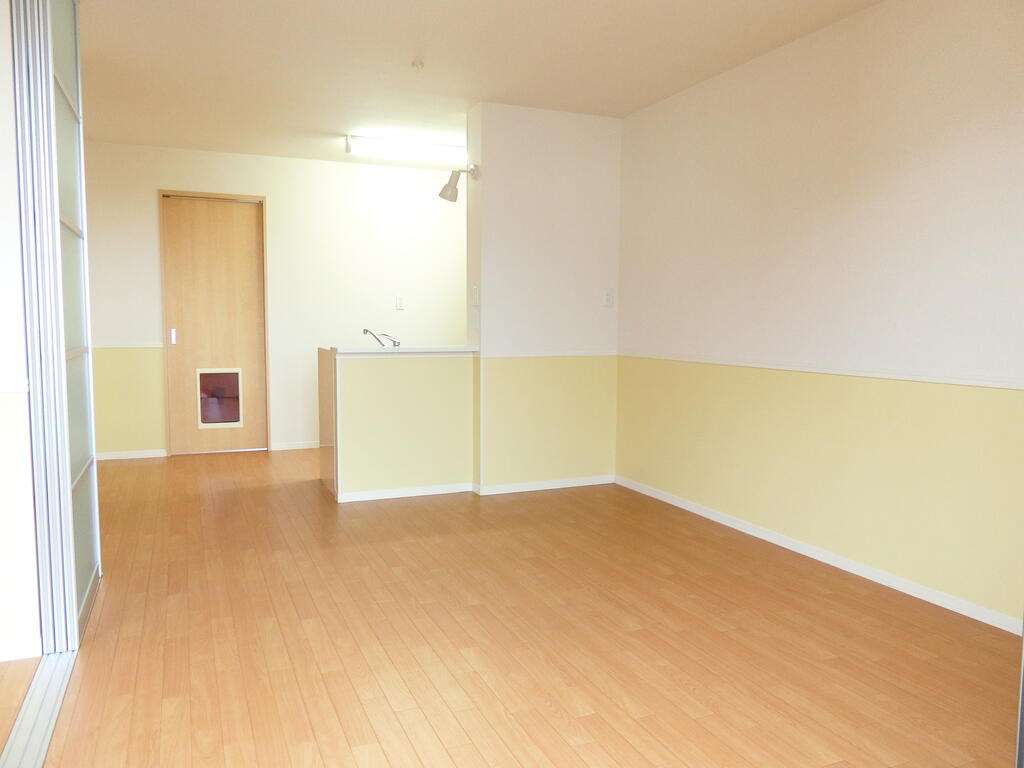 居室・リビング　写真は同施工会社の別部屋を使用しております。