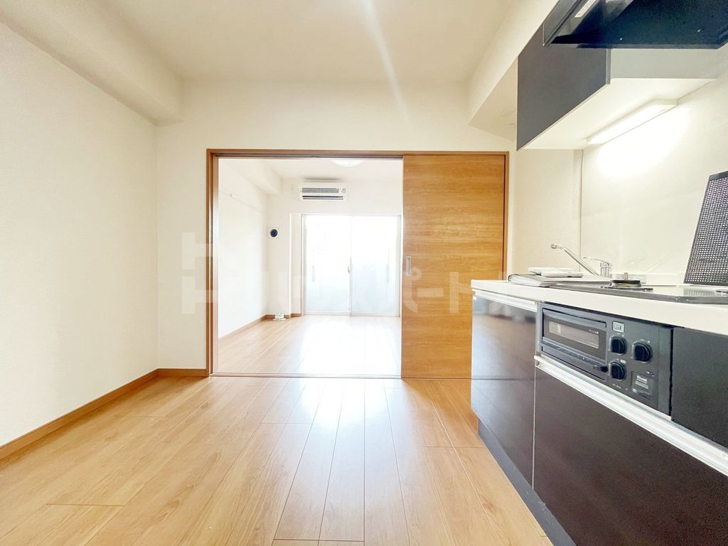 居室・リビング　キッチン