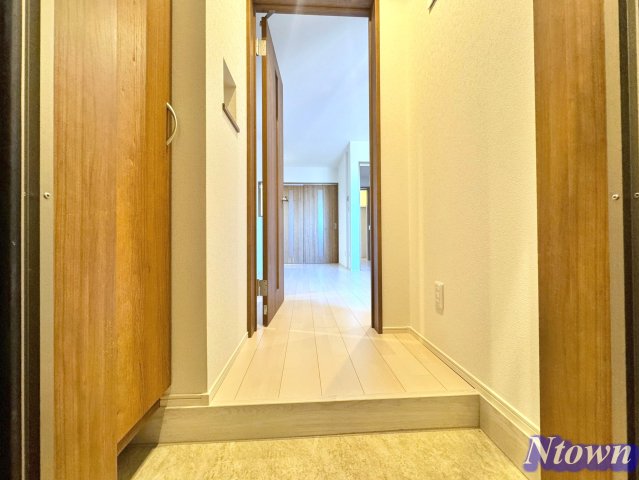 玄関　明るい玄関です