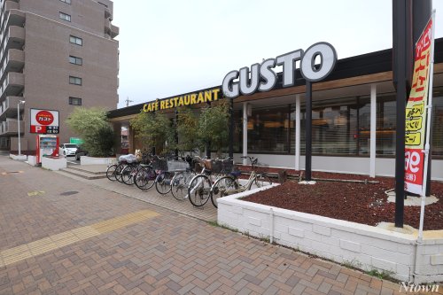 飲食店　ガスト 本陣通店(から好し取扱店)（飲食店）まで464m