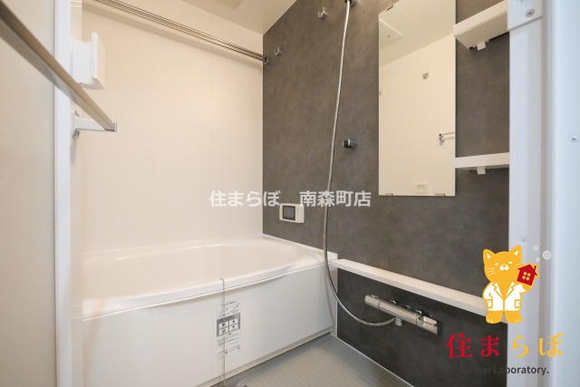 バス・シャワールーム　「見た目じゃなく、心に“しっくりくる”を大切に。」