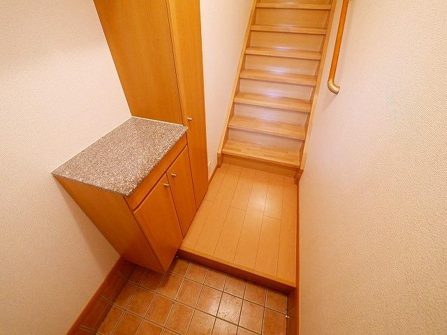 玄関　シンプルで使いやすい玄関です