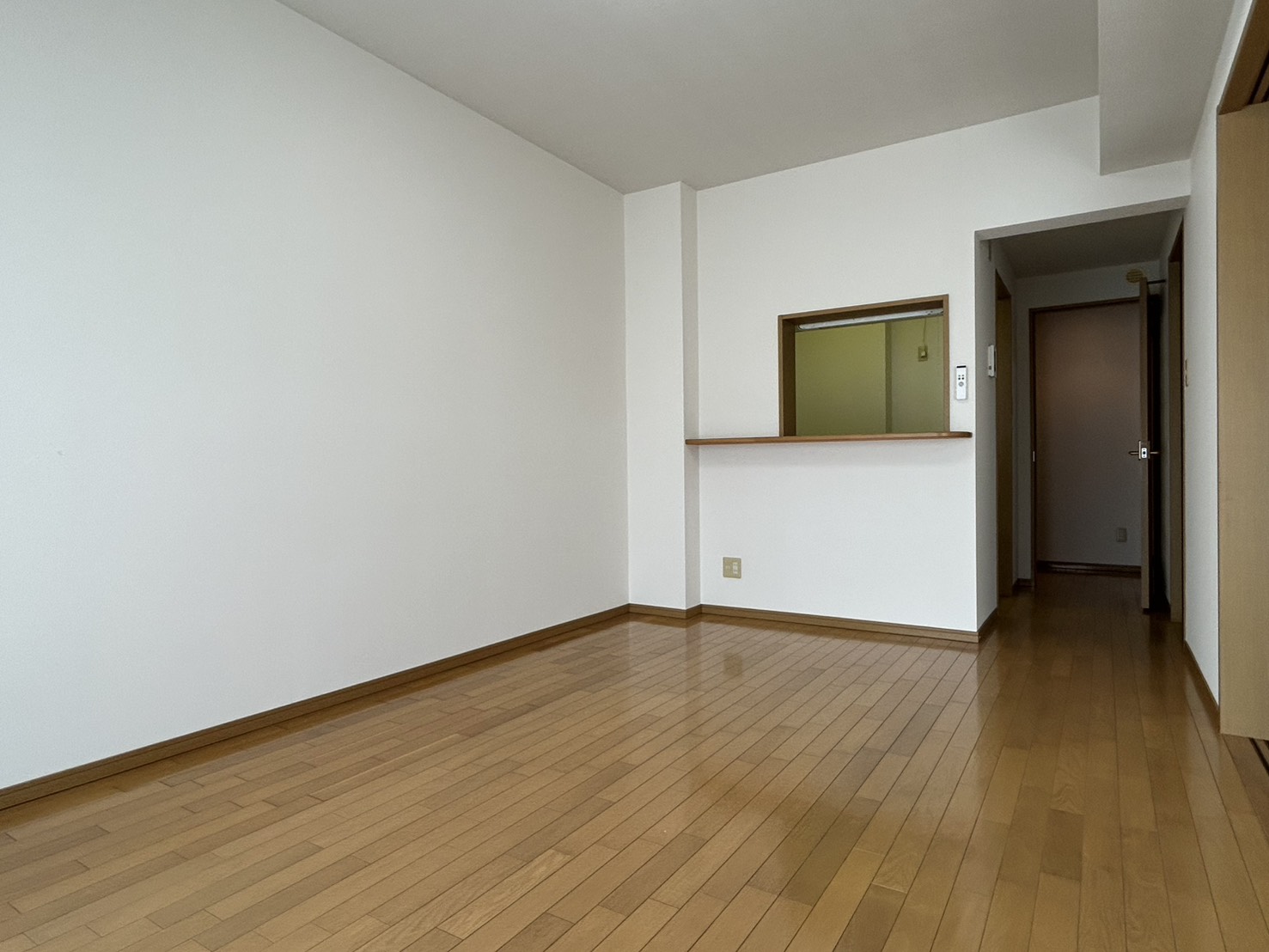 居室・リビング　広くて日当たりのいいリビングです☆