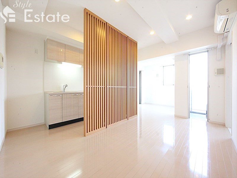 居室・リビング　内装