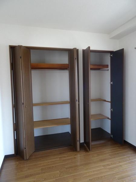 収納　★洋服もかけれます★