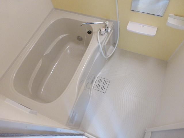 バス・シャワールーム　★追い炊き・浴室乾燥機付きのきれいなバスルームです★