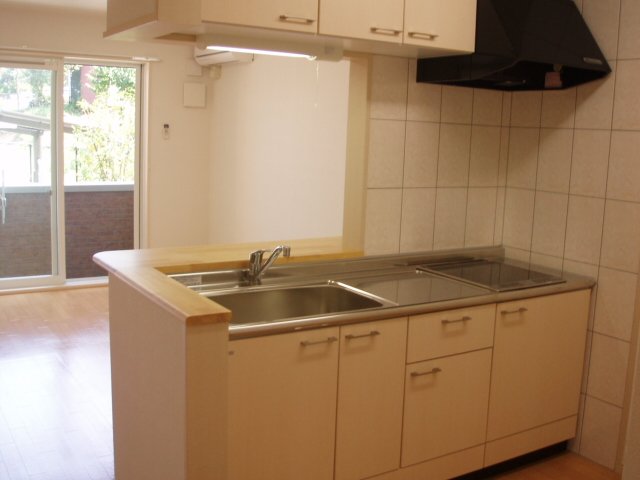 キッチン　キッチン（イメージ）