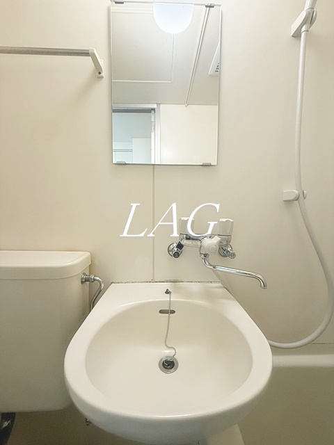 洗面設備　洗面台です。