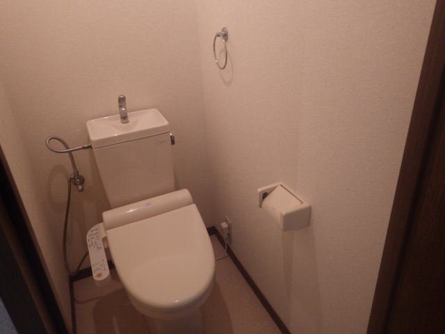 トイレ　ウォシュレット