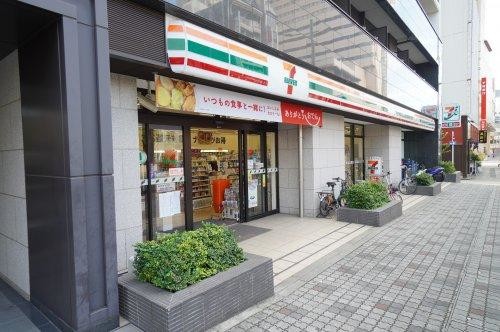コンビニ　セブンイレブン千葉中央2丁目店（コンビニ）まで1m