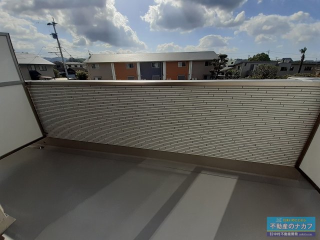 バルコニー　※同タイプの部屋写真です