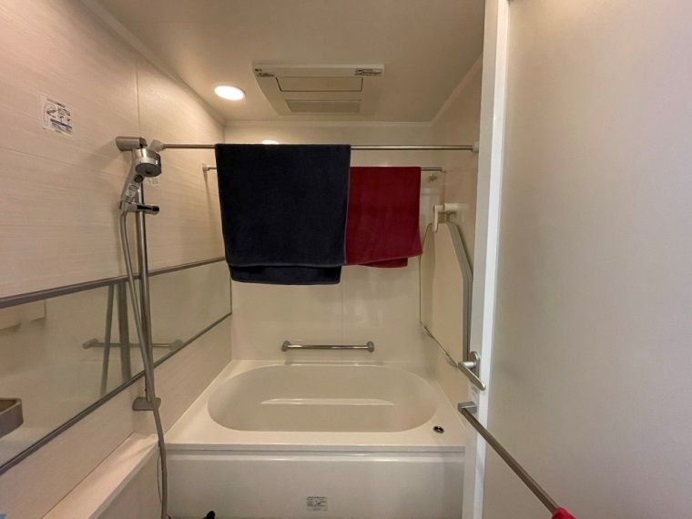 バス・シャワールーム　お風呂です