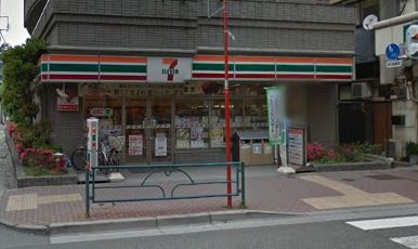 コンビニ　セブンイレブン 大田区山王3丁目店（コンビニ）まで215m