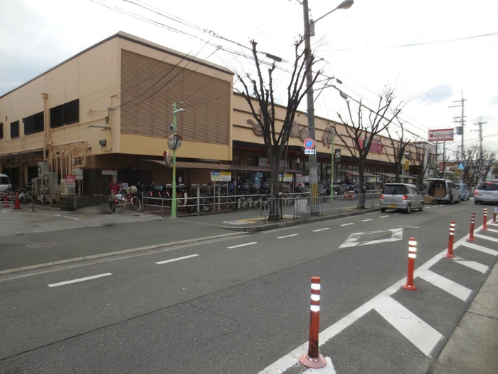 ドラックストア　近商ストア天美店（ドラッグストア）まで500m