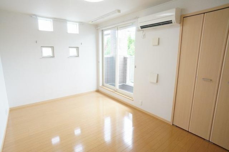 居室・リビング　図面と現状に相違がある場合には現状を優先