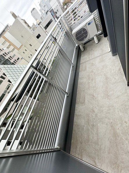 バルコニー　バルコニー