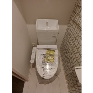 トイレ　※同物件別部屋参考画像