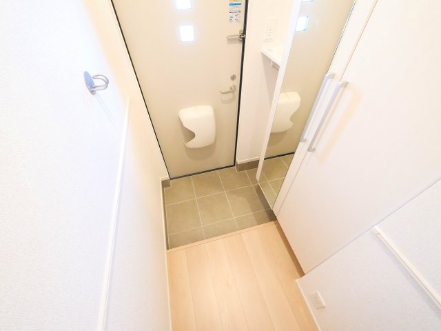 玄関　落ち着いた玄関です