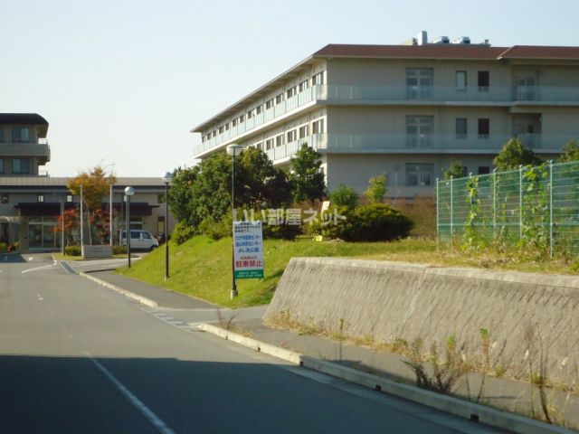 病院　兵庫医科大学ささやま医療センター（病院）まで848m