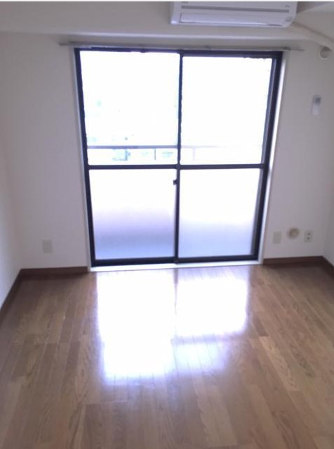 居室・リビング　お部屋はこんな感じです