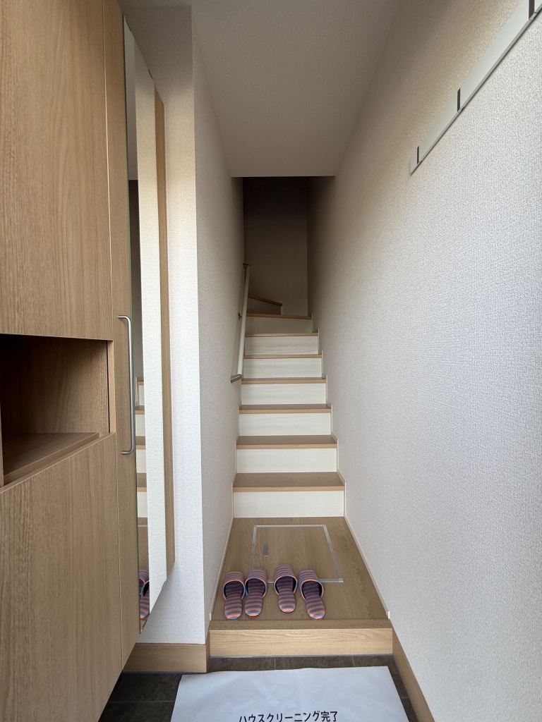 D-ROOM 天が岡の玄関写真