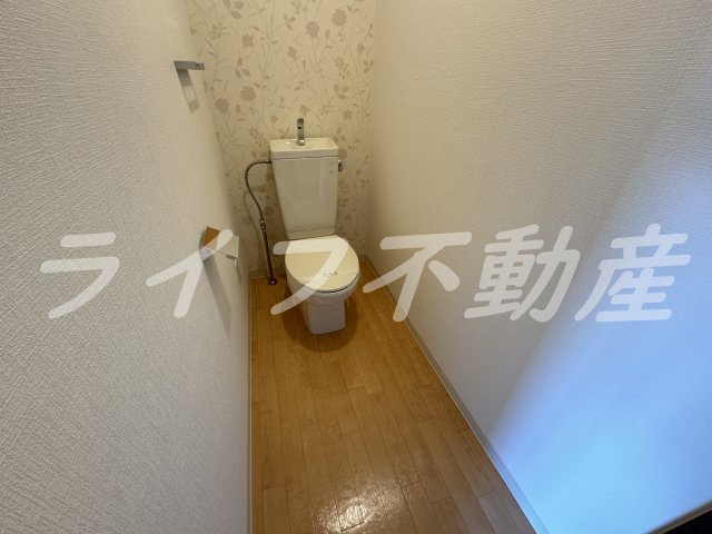 トイレ　落ち着いたトイレです