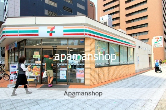 コンビニ　セブンイレブン（コンビニ）まで40m