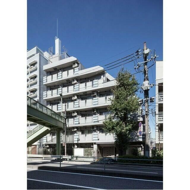 建物外観　清潔感ある白い外観！