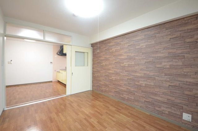 その他部屋・スペース　☆オシャレなクロスがアクセント☆