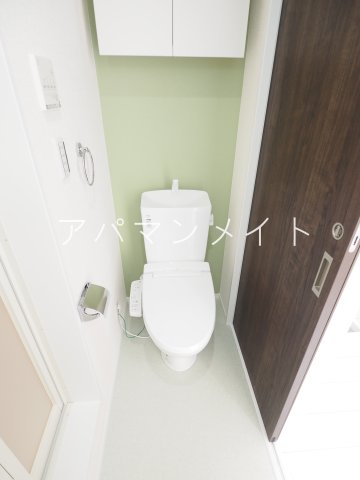 トイレ　ウォシュレット付きです