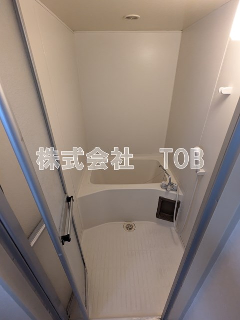 バス・シャワールーム　※クリーニング完了前※別号室参考写真※