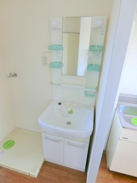 洗面設備　写真は別のお部屋のイメージです