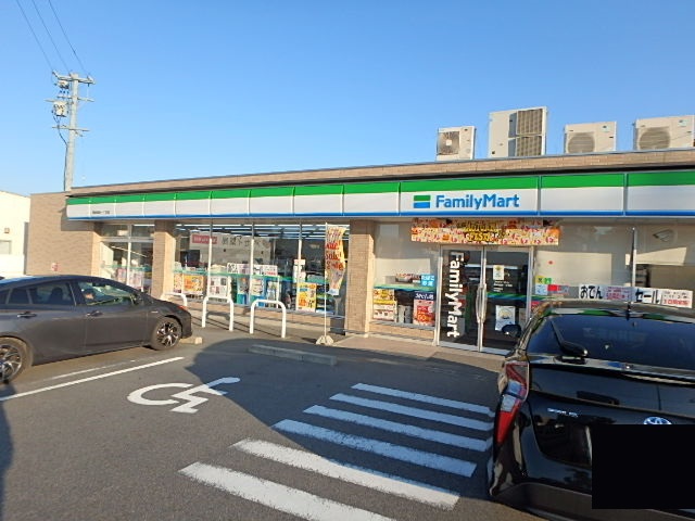コンビニ　ファミリーマート　岡崎稲熊一丁目店（コンビニ）まで400m