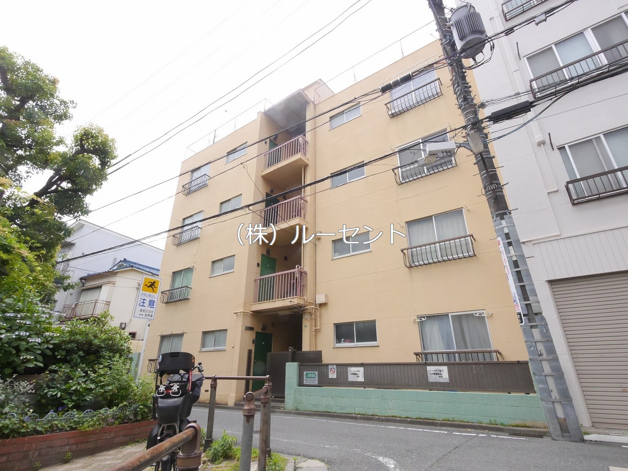 建物外観