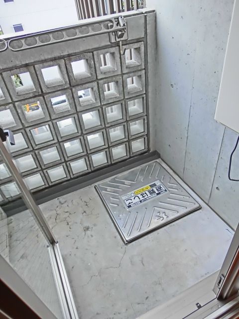 バルコニー　南西向きバルコニー