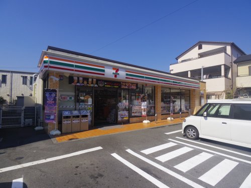 コンビニ　セブンイレブン 静岡上伝馬店（コンビニ）まで489m