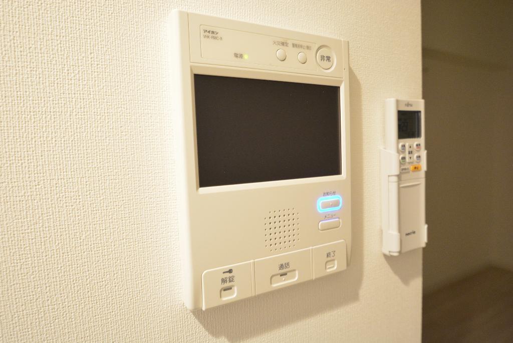 セキュリティ　カメラ付インターホン