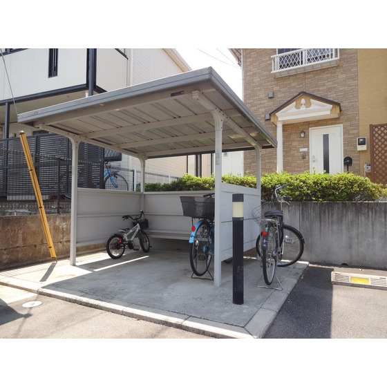 駐車場　駐輪場