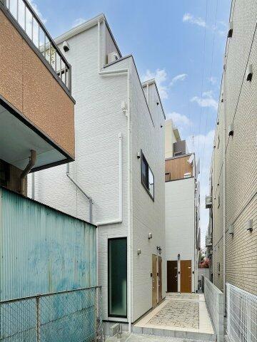 建物外観　?