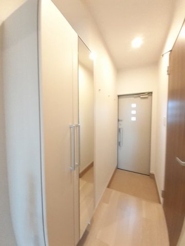 玄関　シンプルで使いやすい玄関です