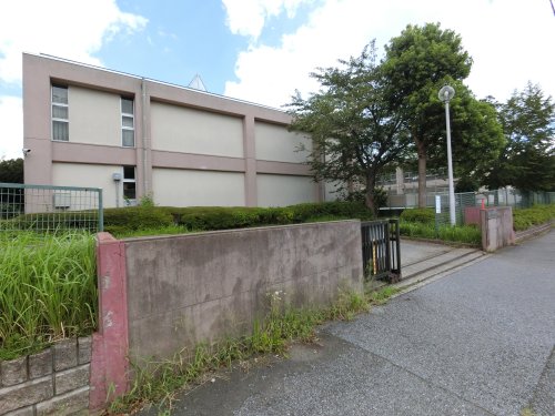 小学校　千葉市立小谷小学校（小学校）まで575m