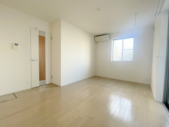 その他部屋・スペース　★明るいフローリングの角部屋です★