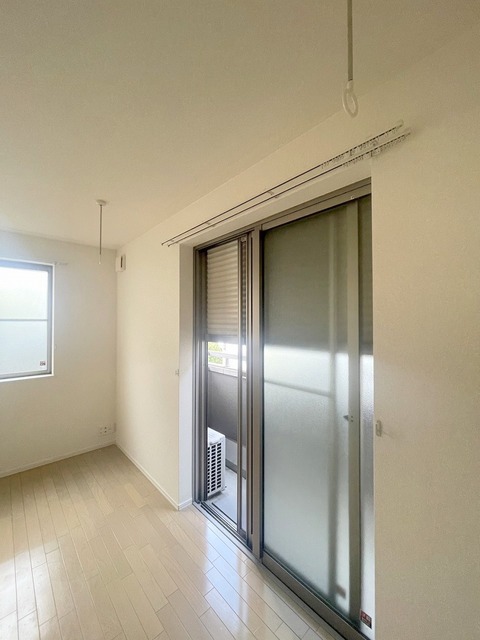 その他　★防犯シャッター　室内物干しフック★