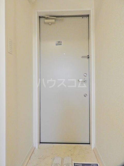 アバンセ祖師谷の玄関写真