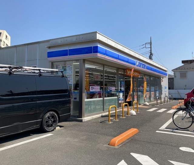 コンビニ　ローソン昭島東町三丁目店（コンビニ）まで399m