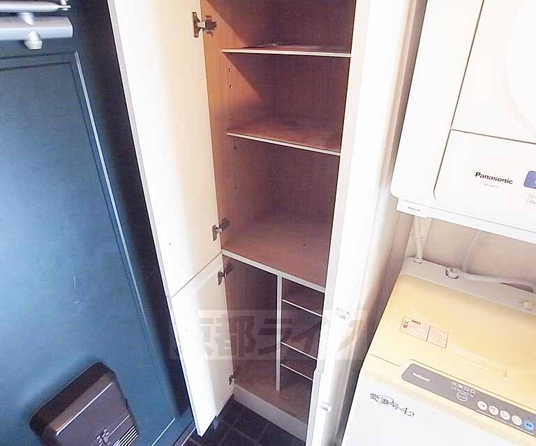 その他設備　収納力のあるシューズボックスです。