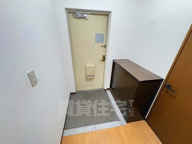 カサベルデ大正の玄関写真